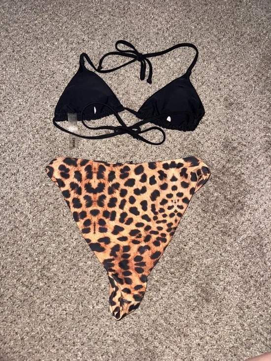 Black Triangle SHEIN Bikini Top with Leopard Print High-Cut zaful Bottoms size s - Picture 12 of 14